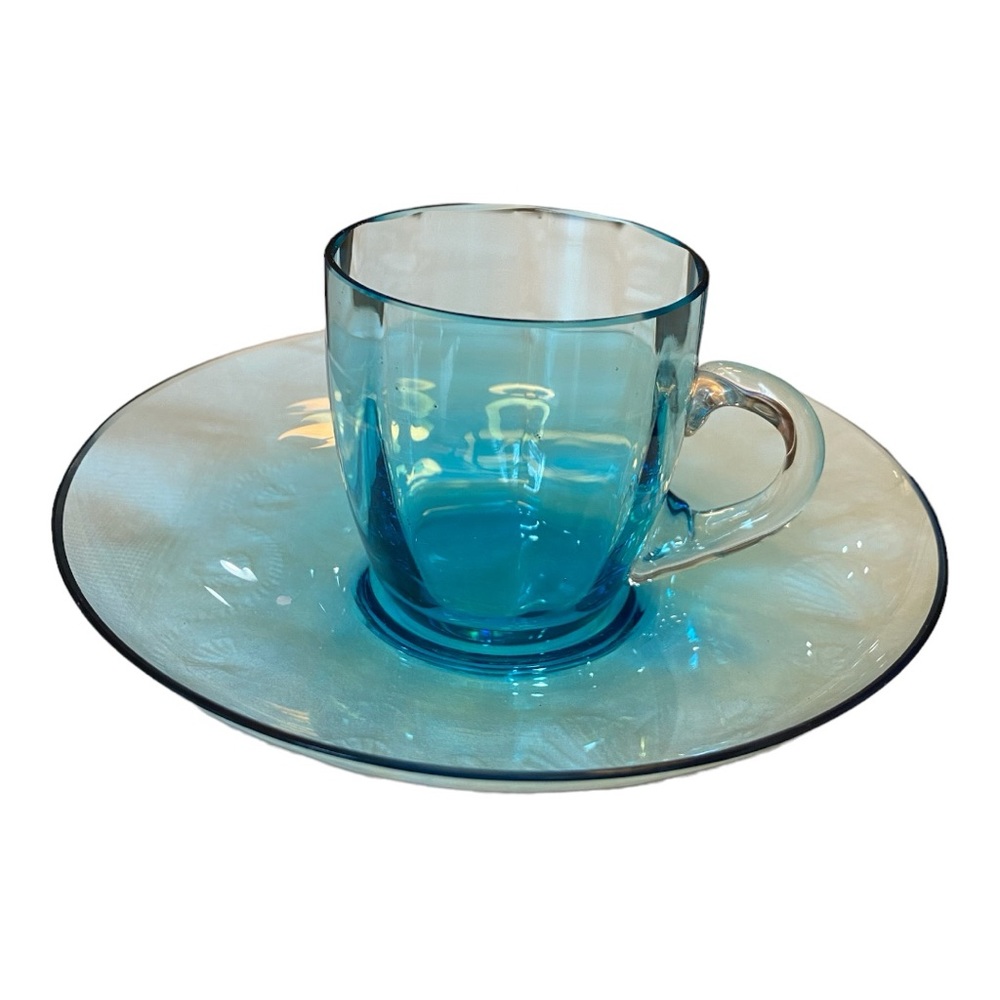 Vintage set of 4 demitasse cups & saucers Great vintage condition - Picture 4 of 6